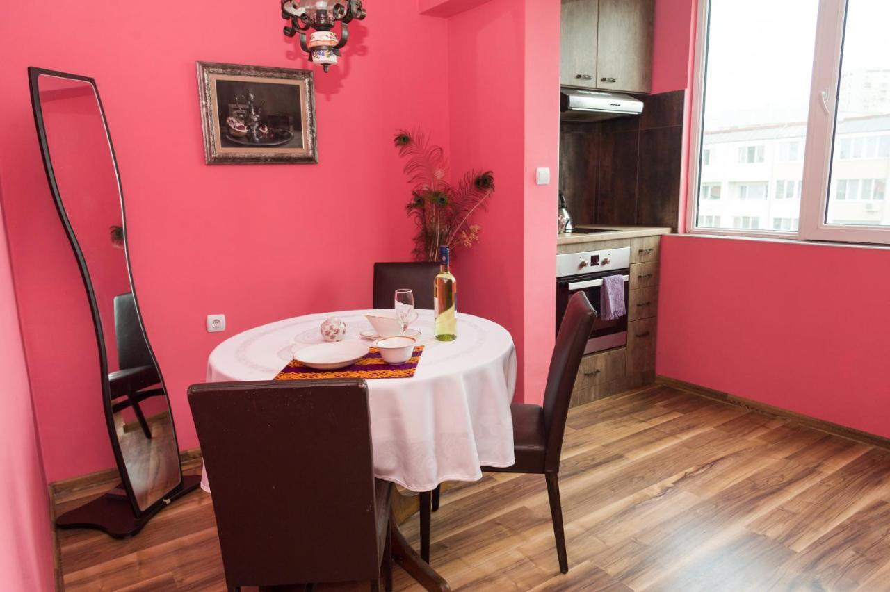 Appartamento Elevating Moments Burgas Esterno foto